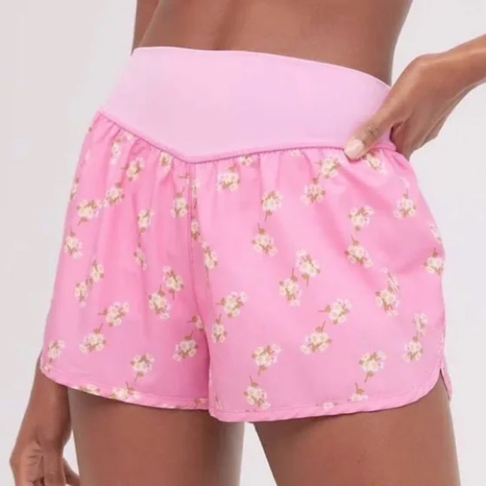 Offline by Aerie highwaisted Running Shorts